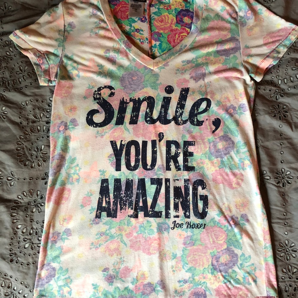 Joe Boxer Smile You're Amazing Floral V-neck Shirt